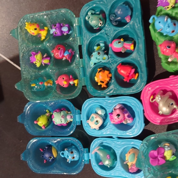 Large lot of Hatchimals - Picture 5 of 5
